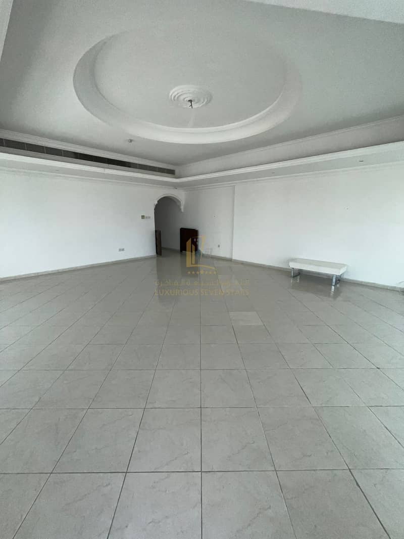 5 WhatsApp Image 2025-09-13 at 10.18. 53 AM. jpeg