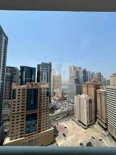 للبيع شقة 3 غرف وصالة في برج منازل 5 مع موقف وجيم ومسبح