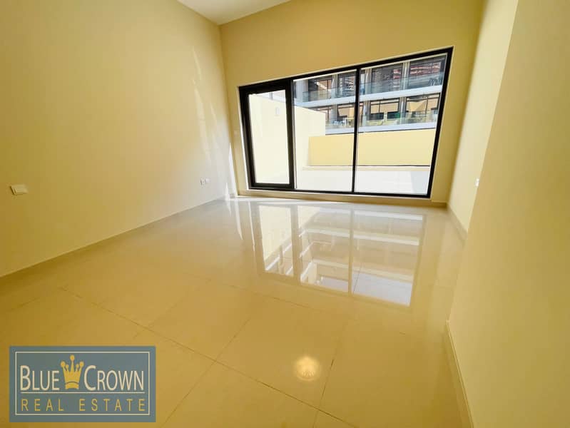 Modern Finishing | Brand New |3BR+Maid Room Villa - Image 8
