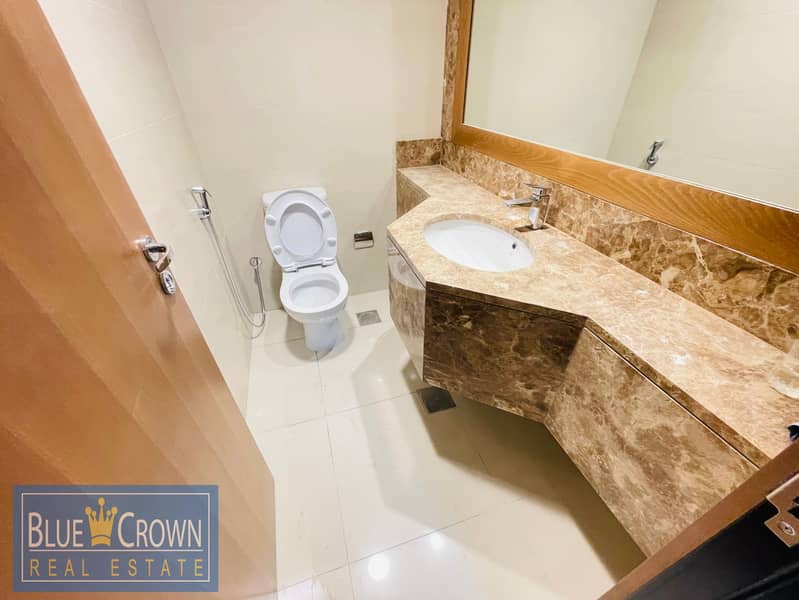 Modern Finishing | Brand New |3BR+Maid Room Villa - Image 15