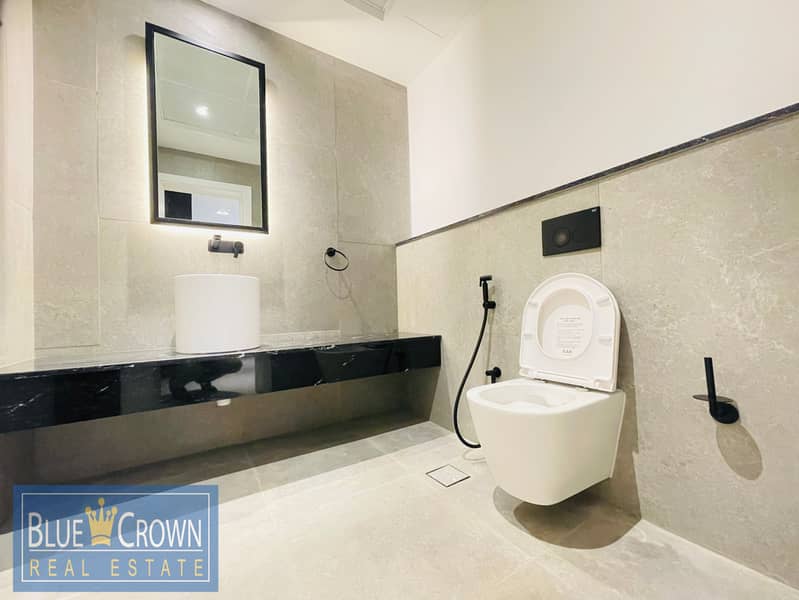 Modern Layout | Spacious | 1BR With Private Jacuzzi - Image 10