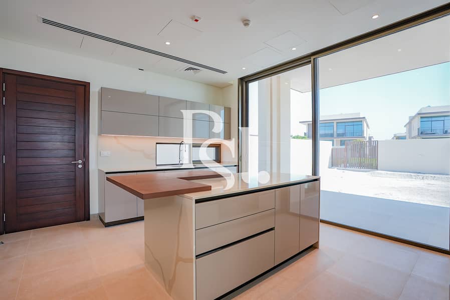 13 25389-VI20765-nad. al. dhabi-villa-5brm-Al-Jubail-Island-abu-dhabi-20. jpg