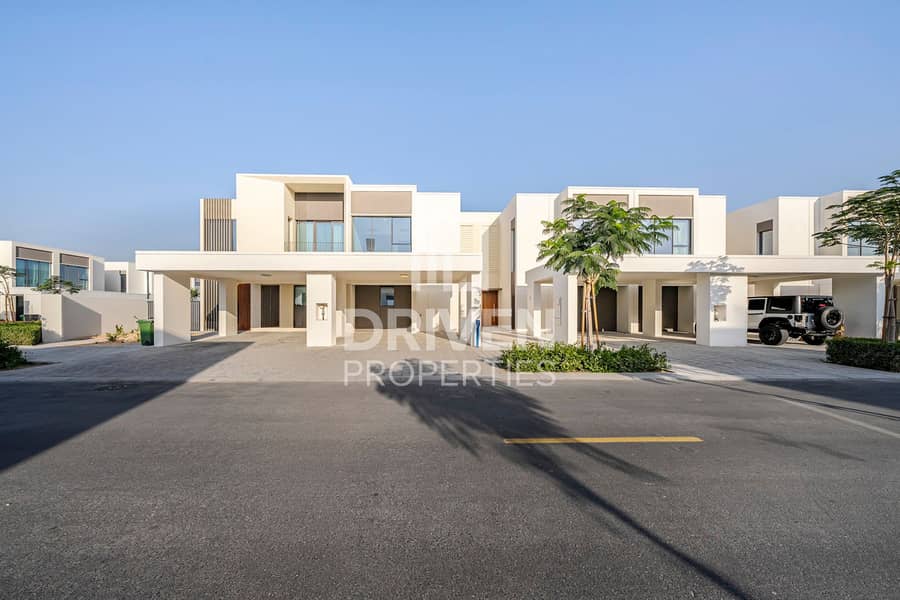 Central Park Access | New Handover | Vacant