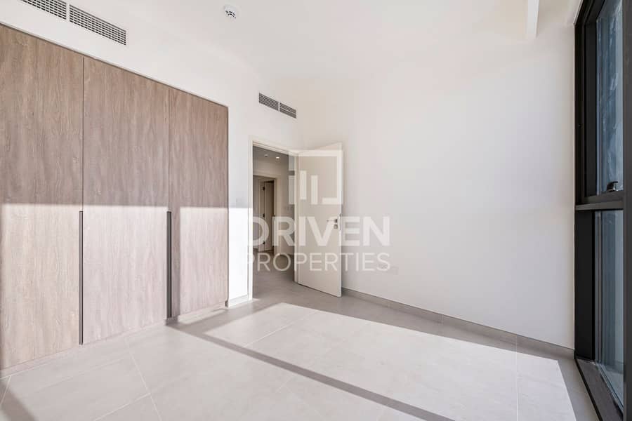 Central Park Access | New Handover | Vacant