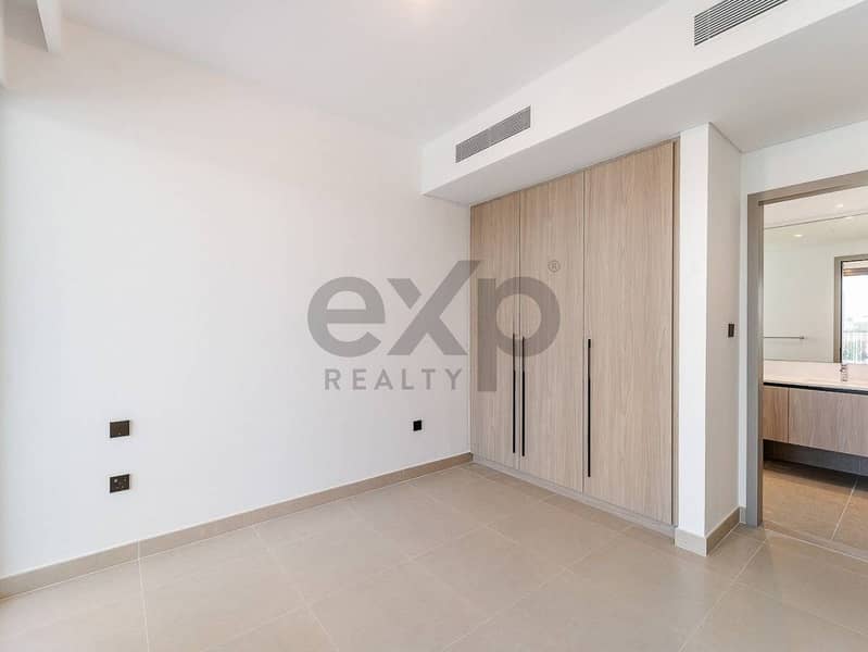 NEW and EXCLUSIVE | 5BR Open Kitchen | Single Row - Image 7