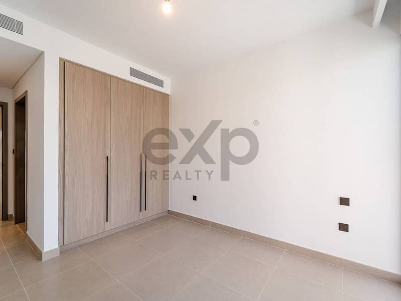 NEW and EXCLUSIVE | 5BR Open Kitchen | Single Row - Image 19