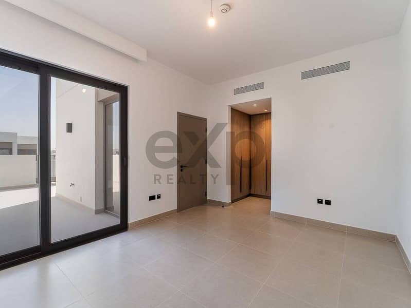 NEW and EXCLUSIVE | 5BR Open Kitchen | Single Row - Image 20