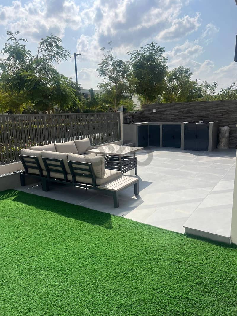 NEW and EXCLUSIVE | 5BR Open Kitchen | Single Row - Image 23