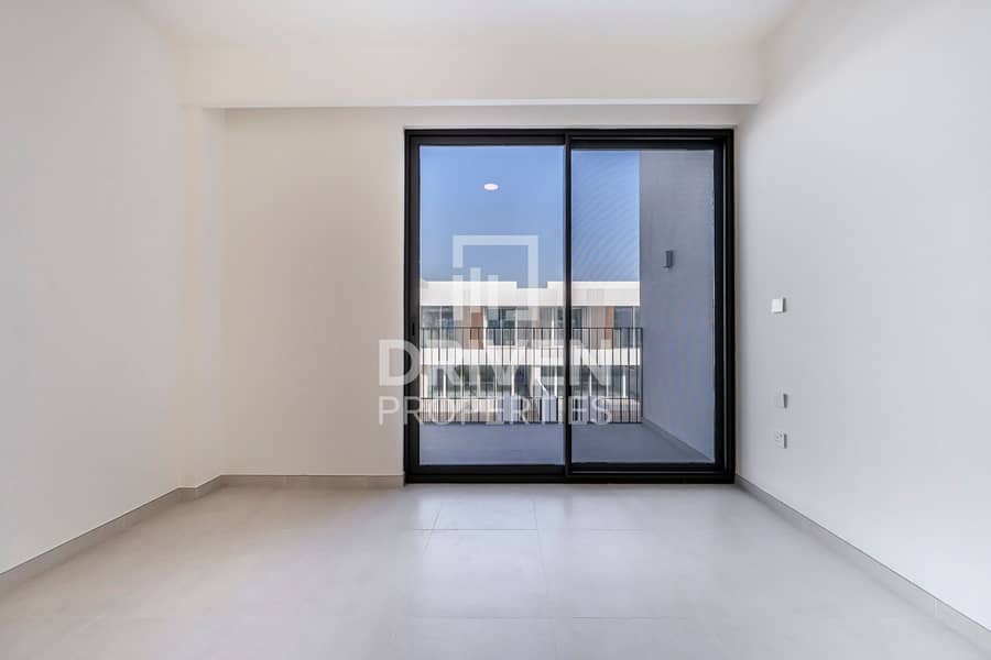 Central Park Access | New Handover | Vacant - Image 9