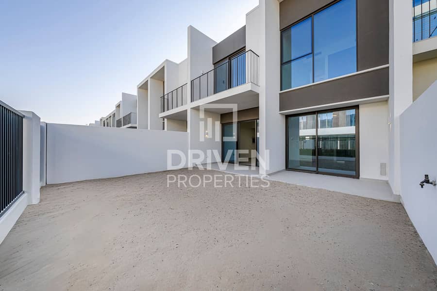 Central Park Access | New Handover | Vacant - Image 16