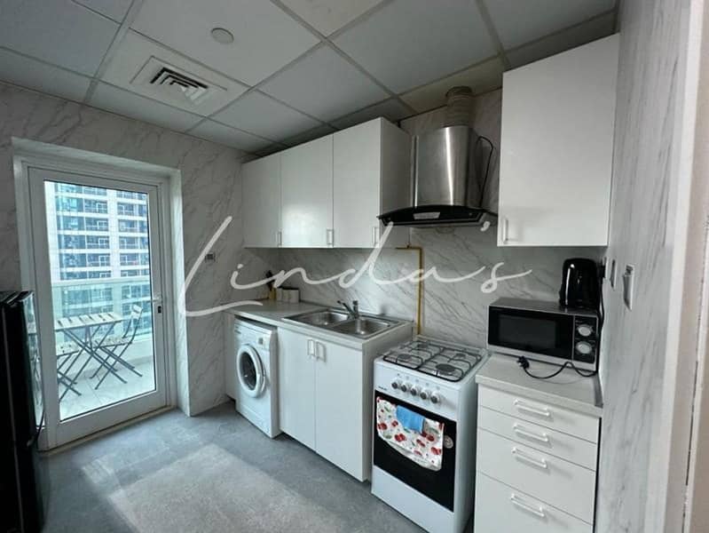 Marina View | Upgraded | Balcony | Vacant - Image 13