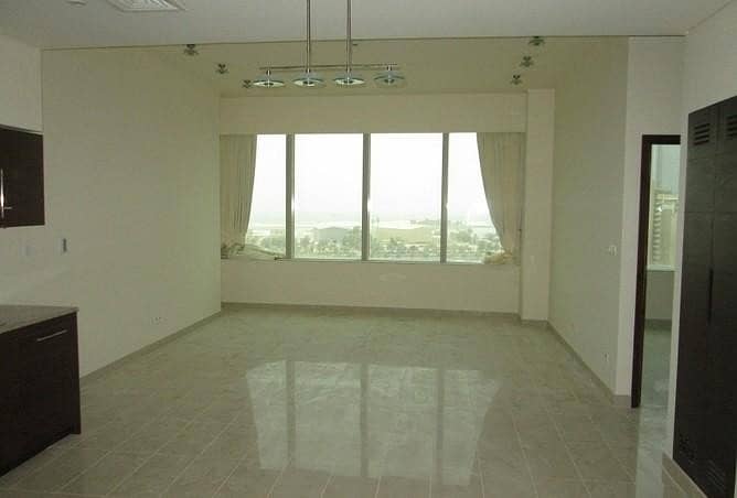 No Commission | Luxury | 1 Master Br | All Facilities No Commission | Luxury | 1 Master Br | All Facilities