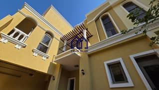 فیلا في قرية الحمراء 4 غرف 159999 درهم - 14071517