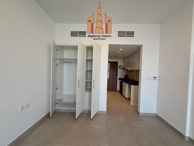 Monolocale in Vendita a Aljada, Sharjah - 10c57aa1-8322-43ac-b147-479b2d8c6f5e. jpg