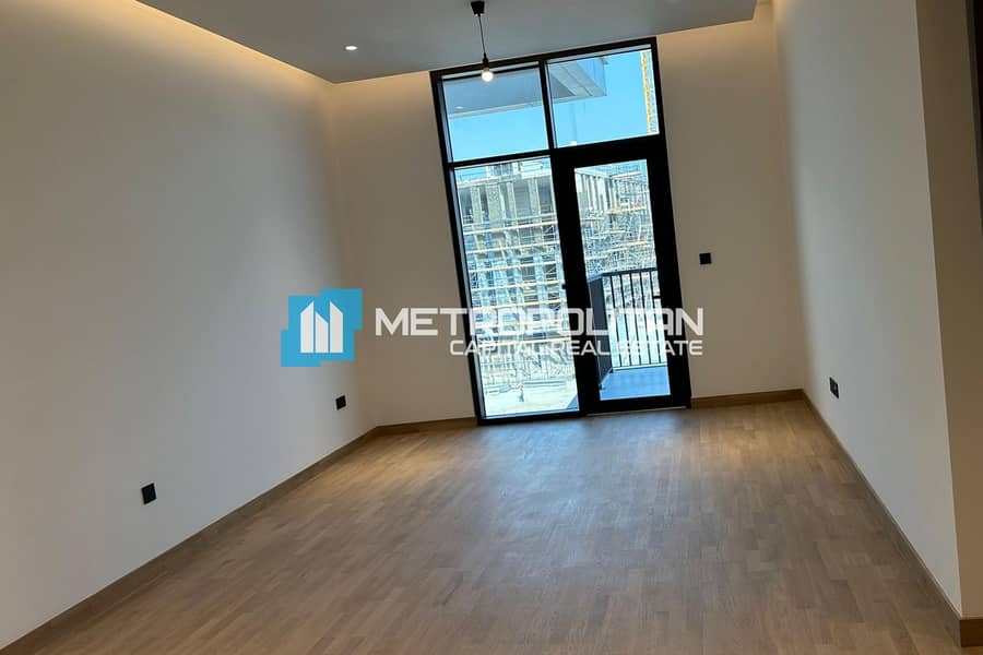 Spacious 1BR Layout | Big Balcony | Open View - Image 9