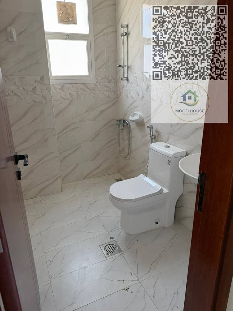13 bd60cd12-86bf-444f-b064-d91bcee34e42. jpg