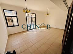 فیلا في البطين 4 غرف 180000 درهم - 14076024