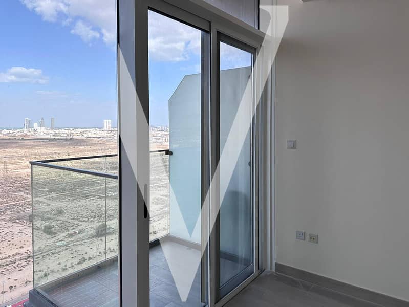 Ready to Move in | Prime Location | Modern Layout Ready to Move in | Prime Location | Modern Layout