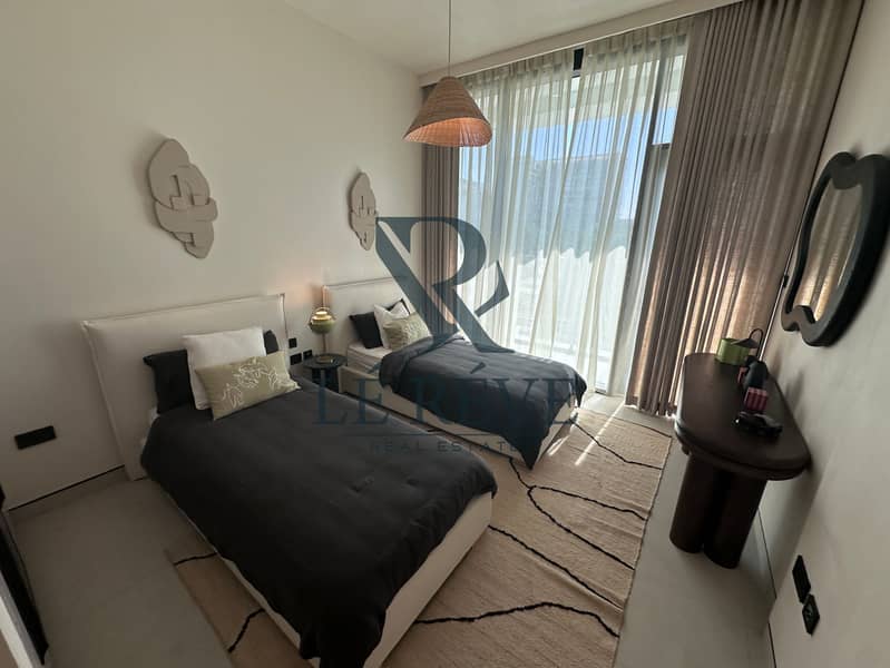 Big Balcony | Park View | Huge Area - Image 9