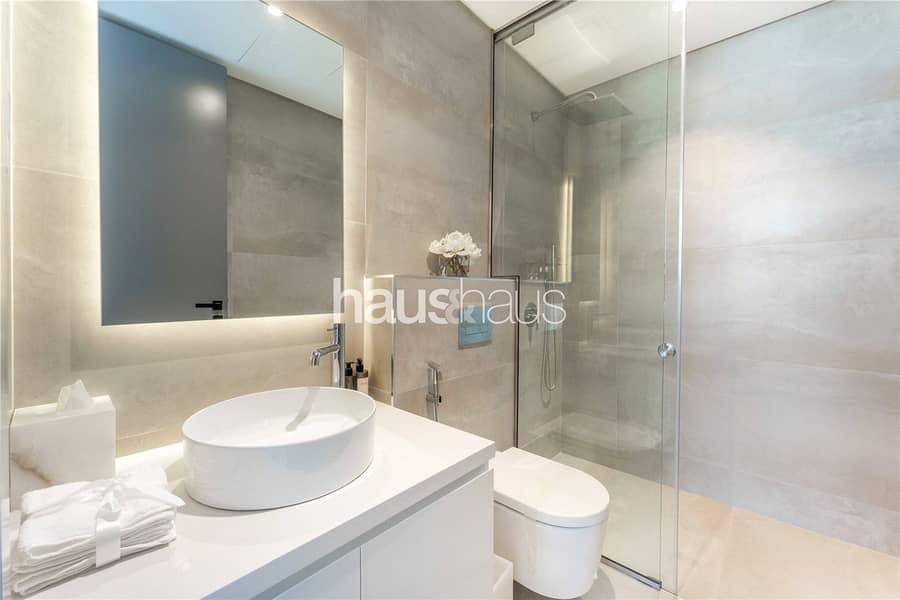 Prime Location | Luxury | Private Pool - Image 21