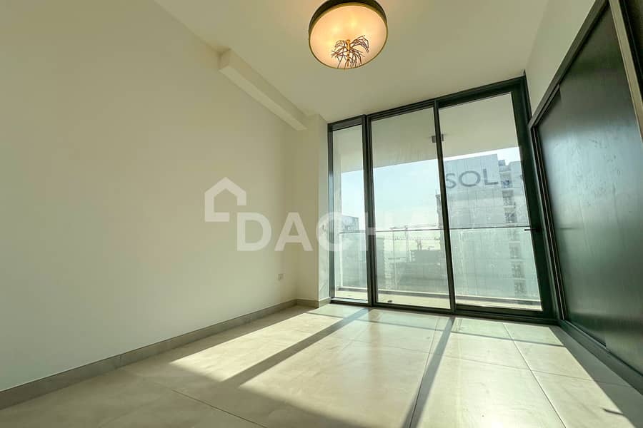 Brand new | Corner unit | Spacious - Image 7