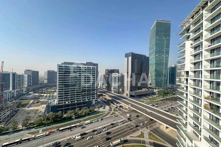 Brand new | Corner unit | Spacious - Image 19