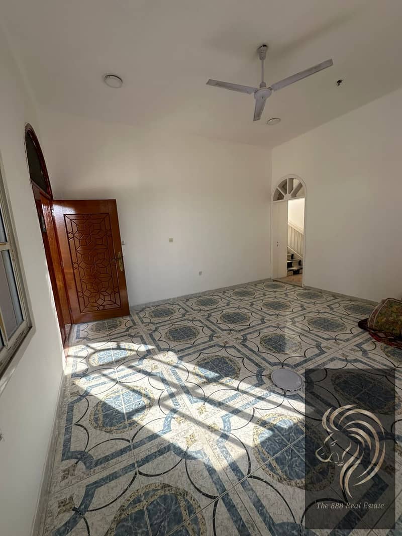 2 0477e576-2814-401a-9bd4-988153293f77. jpg