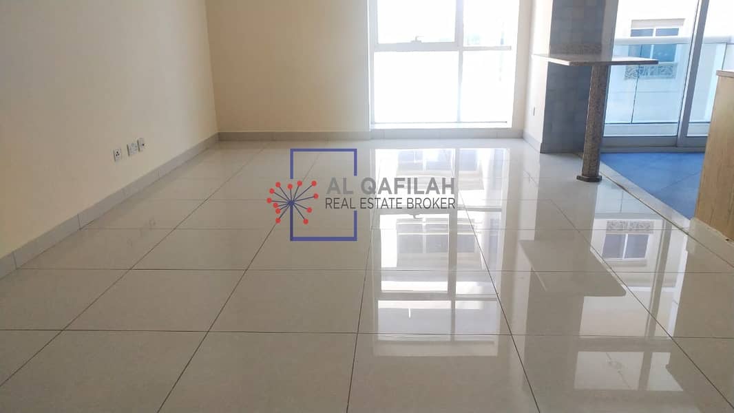 2 Bright|White goods |  Vibrant Apartment | Near Mall of the Emirates | 4 Cheques