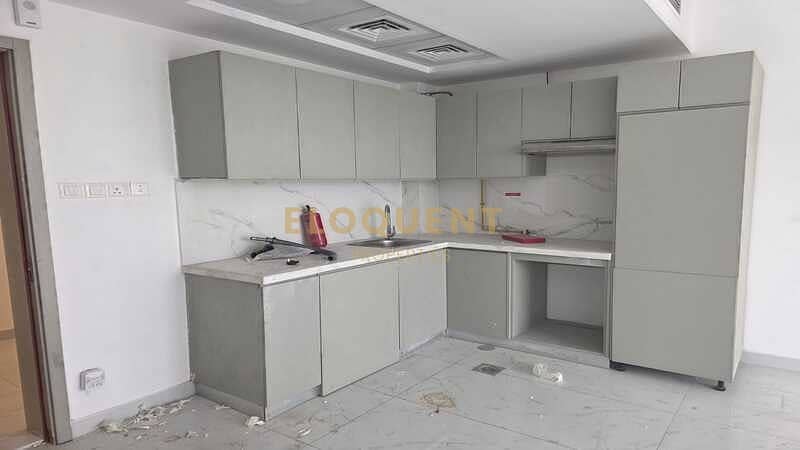 Vacant | Brand New | Unfurnished - Image 4