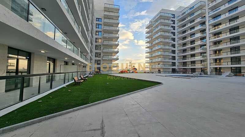 Vacant | Brand New | Unfurnished - Image 10