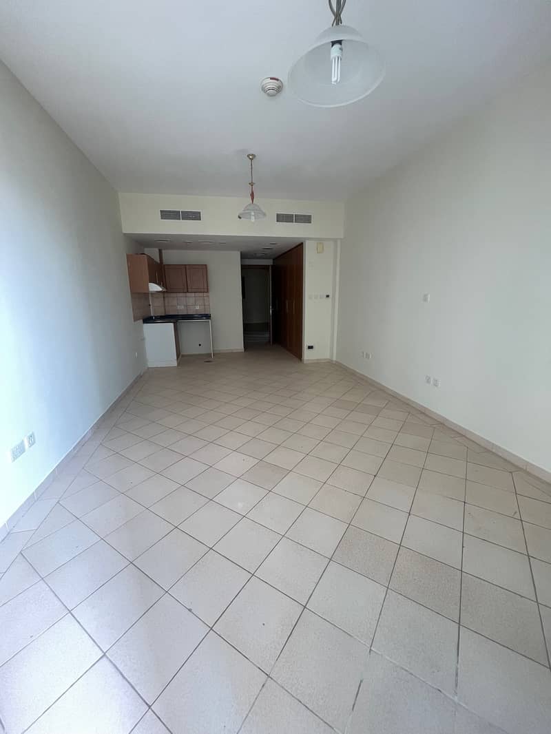 5 1 - LGB. jpg