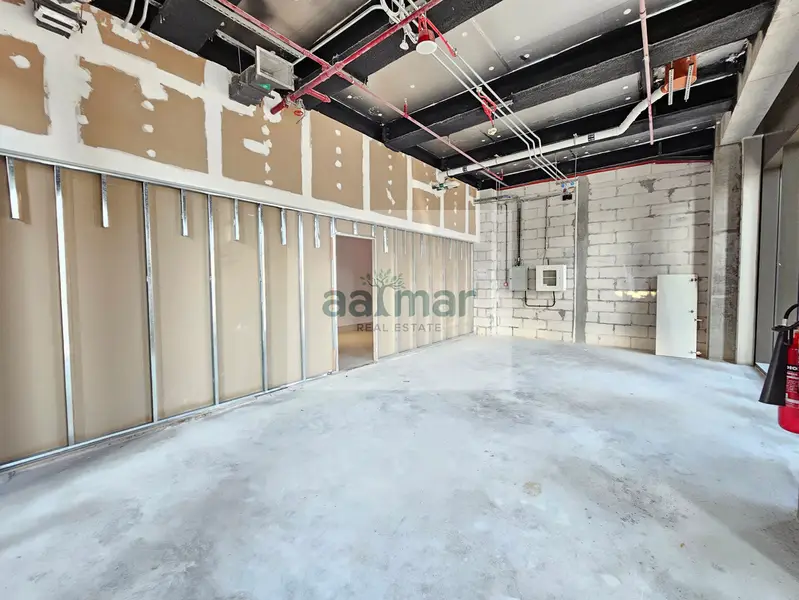 Rent negotiable | No Keymoney | Shell & Core unit for rent | Direct access to Metro | Gold Souq - More
