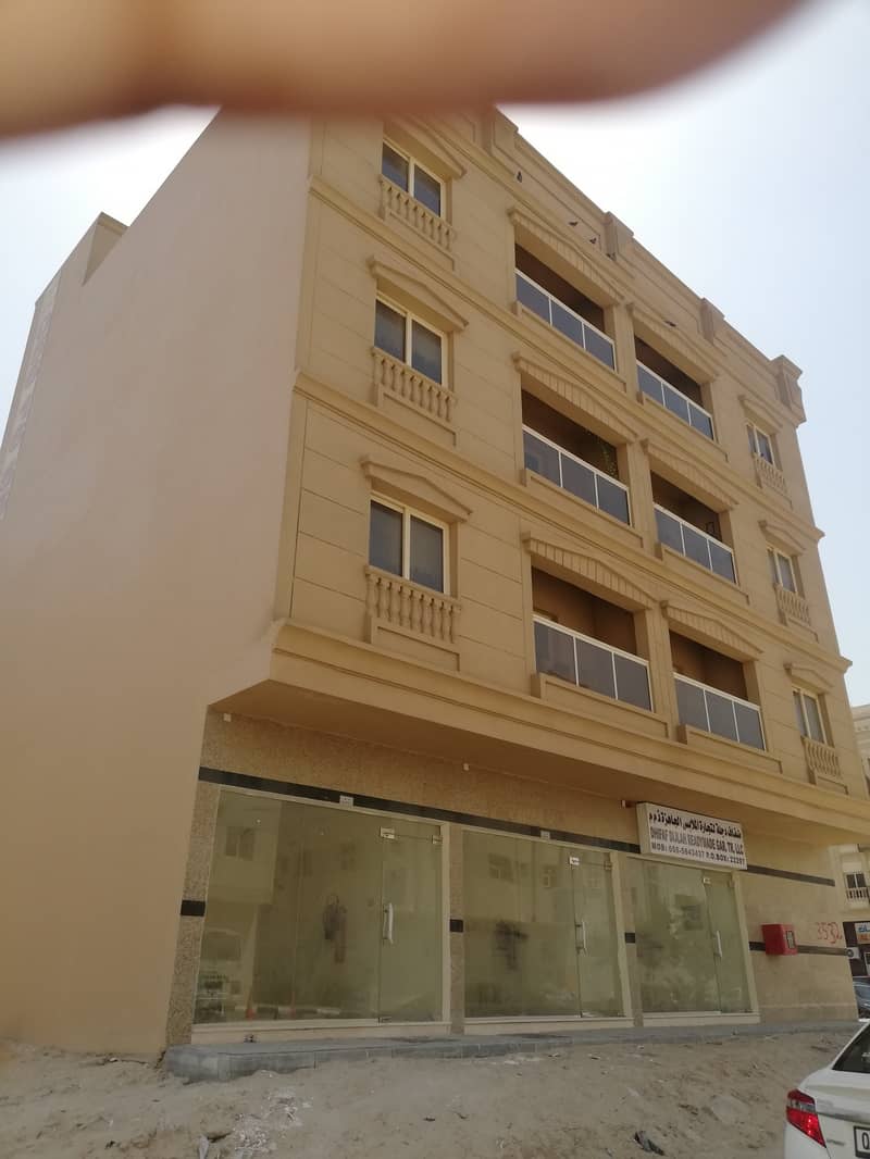 Nice location cheaper shop for office  rent just 8000 in muwailih commercial area sharjah