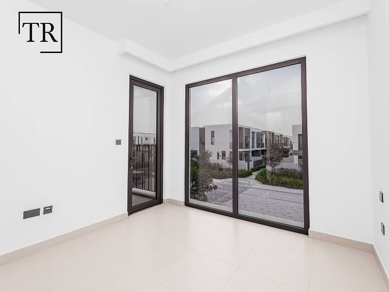 Brand New | Multiple Units Avail. | BUA: 2214 ft² - Image 9