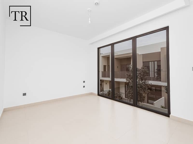 Brand New | Multiple Units Avail. | BUA: 2214 ft² - Image 11