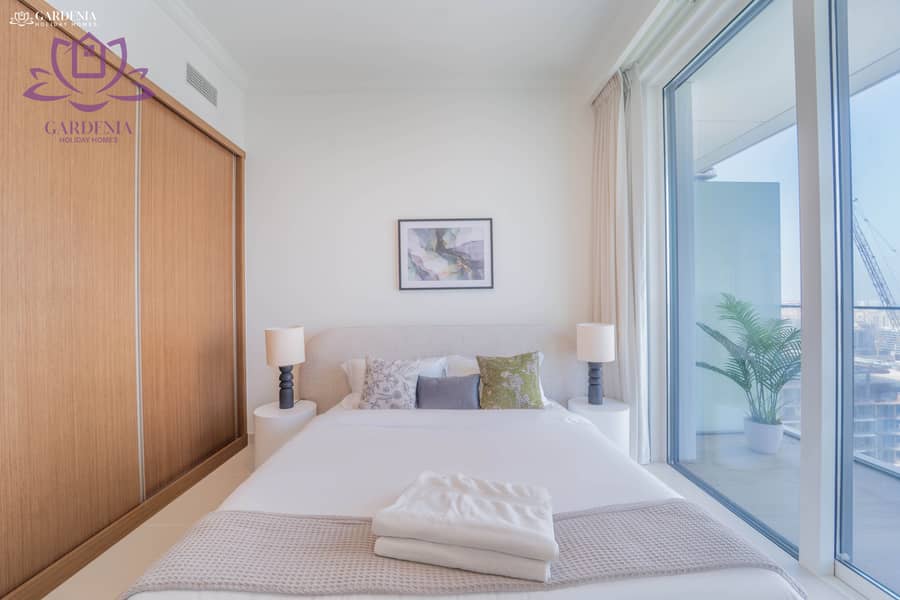8 Bed 1 4. jpg