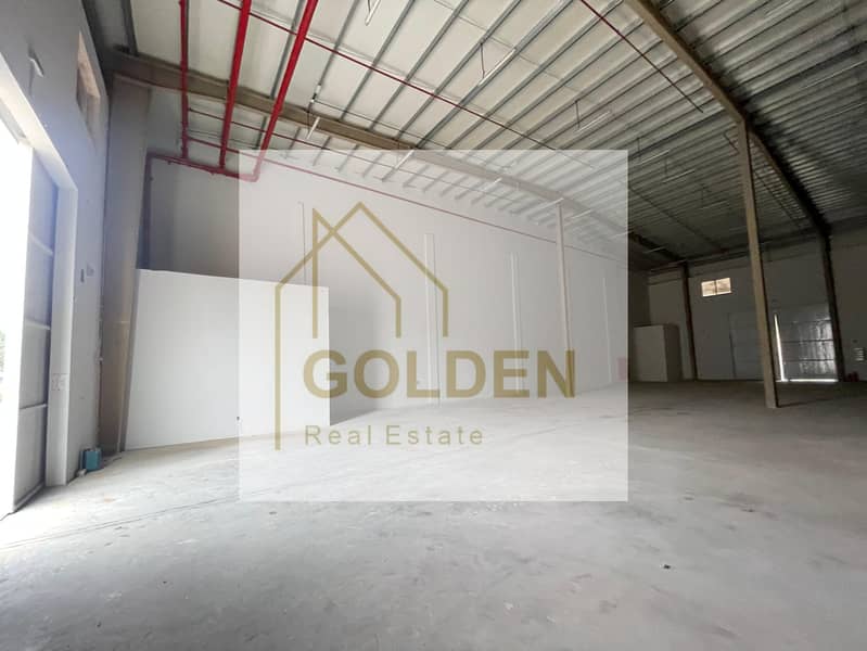 135kW Power | Fully Fitted Industrial Warehouse for Annual Rent in Umm Al Quwain - View 4