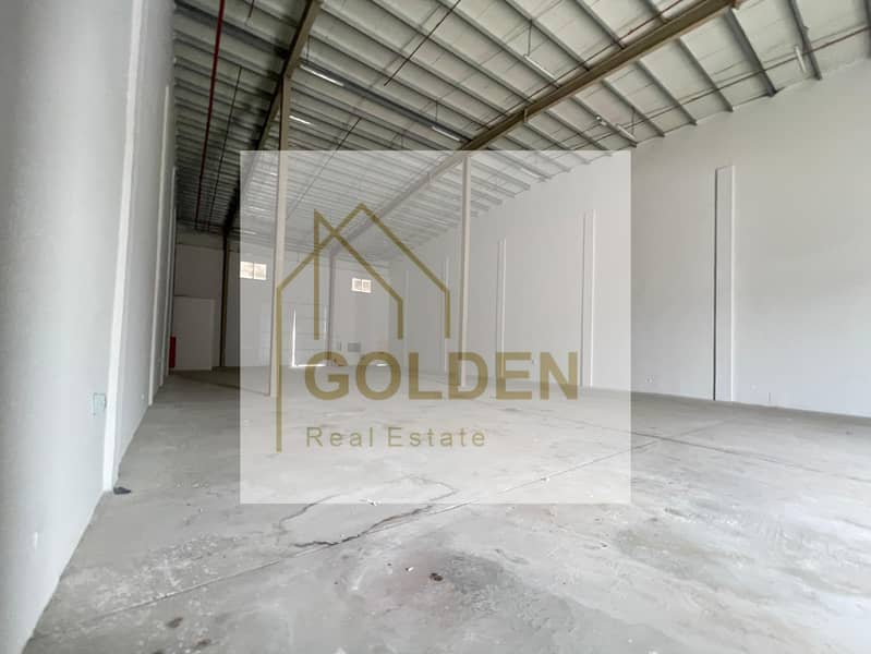 135kW Power | Fully Fitted Industrial Warehouse for Annual Rent in Umm Al Quwain - View 5