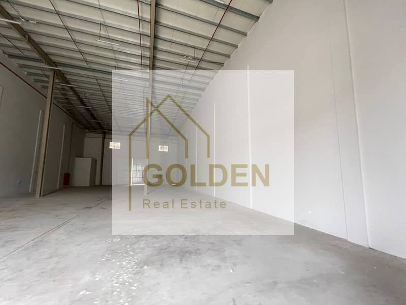 135kW Power | Fully Fitted Industrial Warehouse for Annual Rent in Umm Al Quwain - View 6