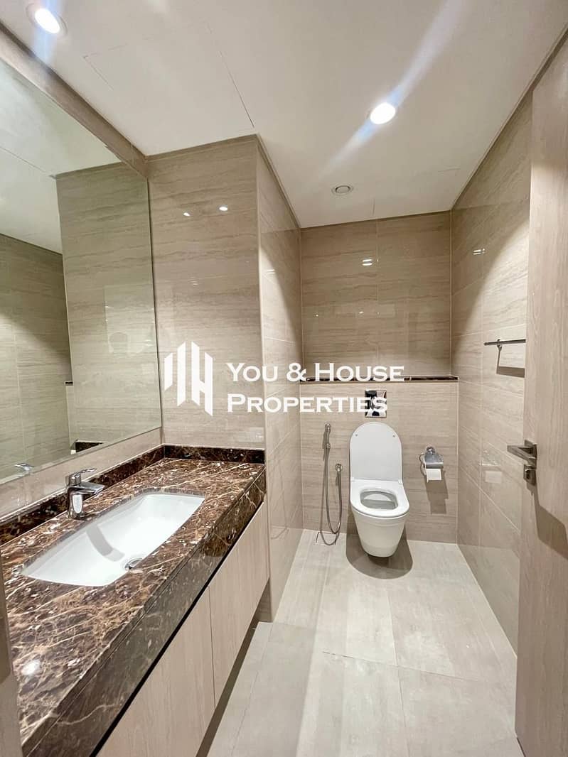 Bright & Airy 1 Bed- Apartment | Smart Layout | High Aesthetics - Image 5