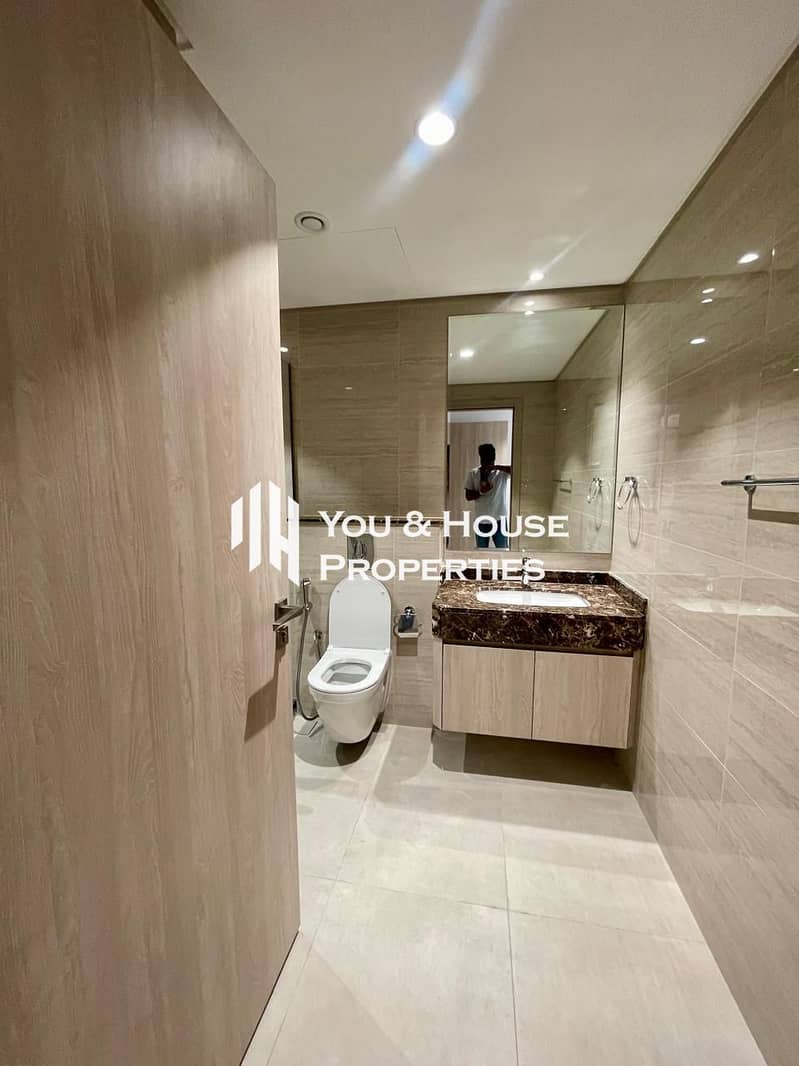 Bright & Airy 1 Bed- Apartment | Smart Layout | High Aesthetics - Image 6