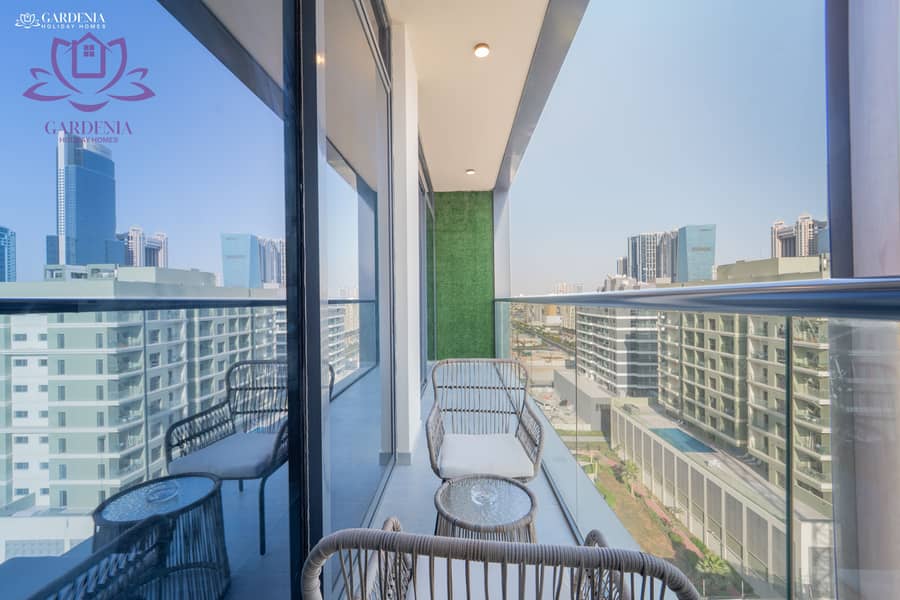 18 Balcony 2. jpg