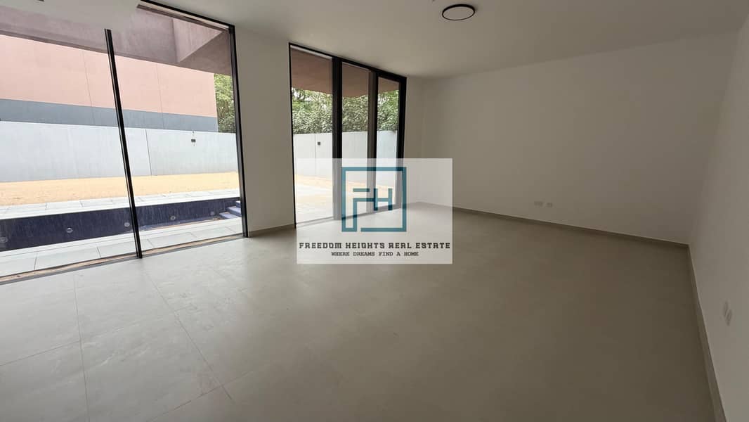 Close to amenities/ G+2/Private pool/ 5 bedrooms villa/for rent - Image 2
