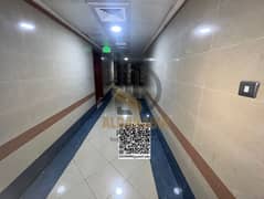 شقة مميزة للإيجار السنوي في أحد أشهر الأبراج السكنية في عجمان، أبراج هورايزون – الراشدية 1، بموقع حيوي وخدمات متكاملة، مناسبة للعائلات الباحثة عن الرا