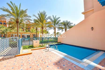 Pool facing duplex | 12 cheques | No fees Pool facing duplex | 12 cheques | No fees