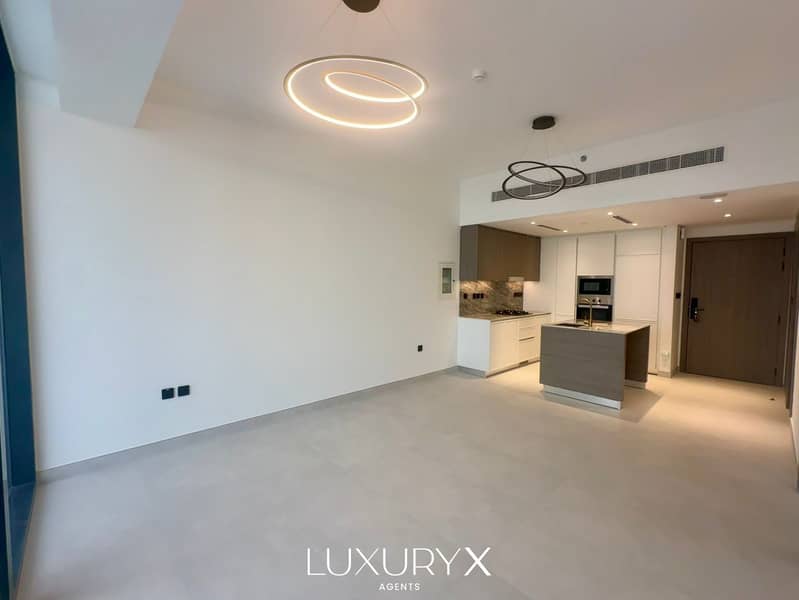 1 Bed | HUGE | Brand New | Luxury Finish - Image 10