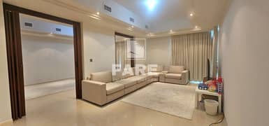 شقة للبيع في برج الدانة – الشارقة / المجاز 3