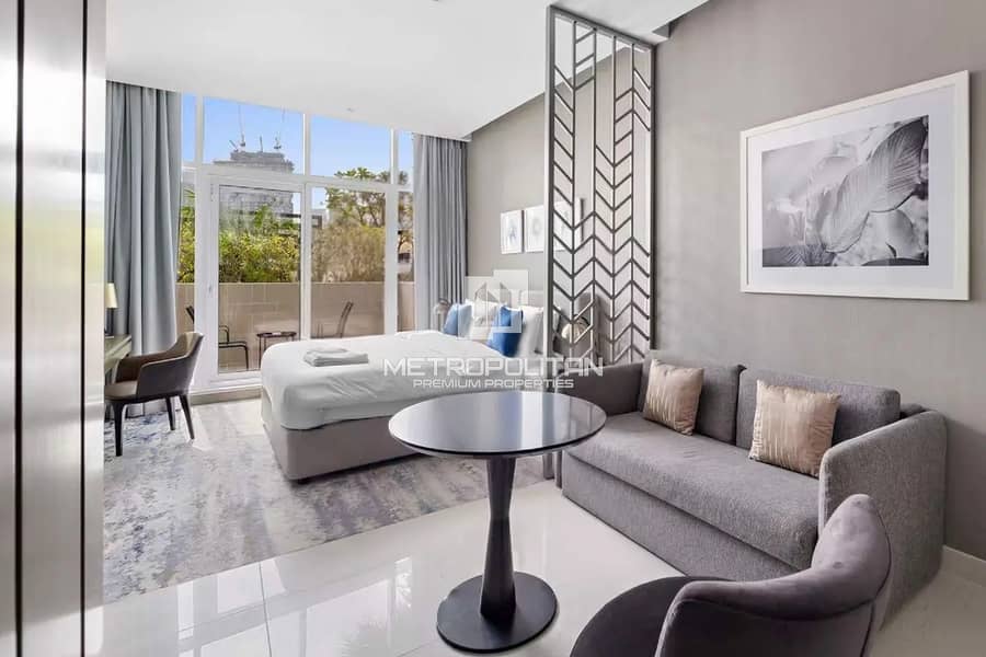 Elegant Studio | Spacious | Strategic Location Elegant Studio | Spacious | Strategic Location