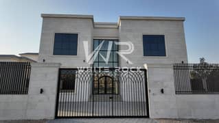 فیلا في مدينة خليفة 9 غرف 10999999 درهم - 13382178