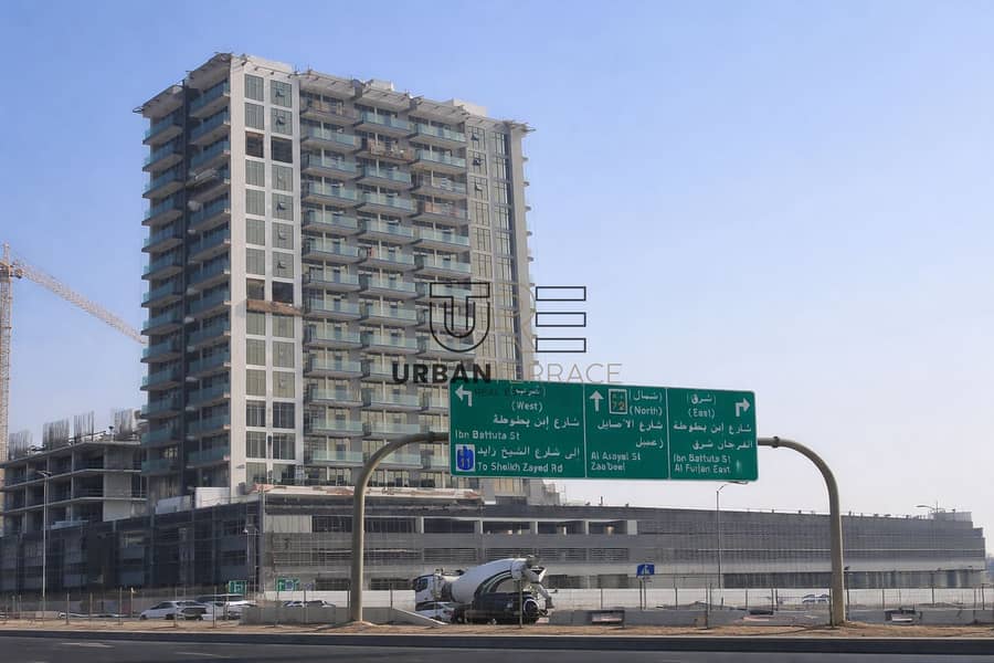 Modern high-rise in Al Furjan. png Modern high-rise in Al Furjan. png